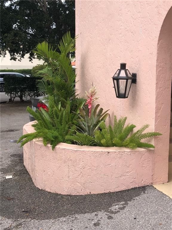 800 Seagate DR 204 and 203 NAPLES, FL 34103