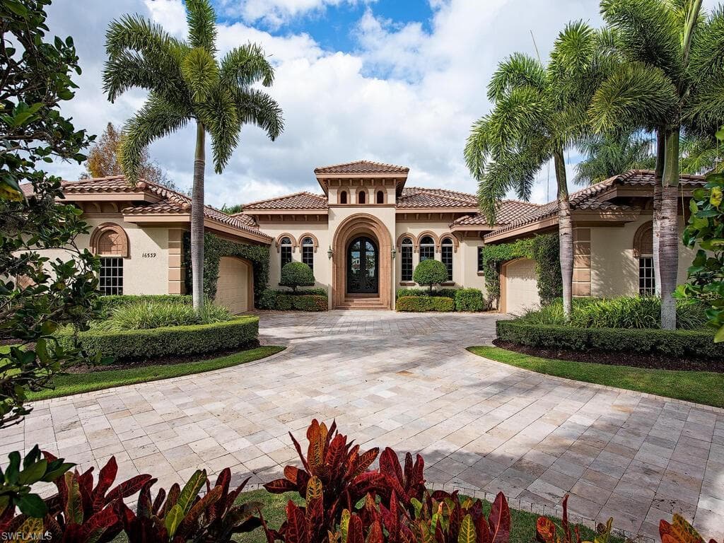 16539 Cellini LN NAPLES, FL 34110