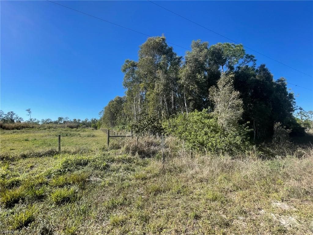 12240 Shawnee RD FORT MYERS, FL 33913