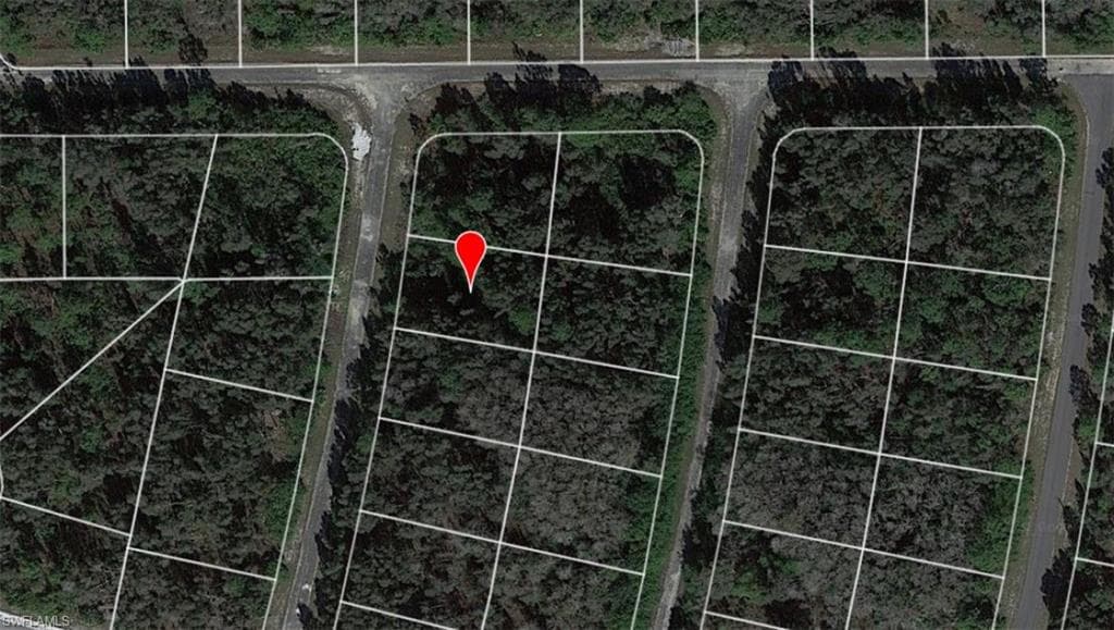 1011 Legion AVE LEHIGH ACRES, FL 33974
