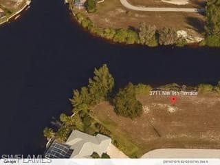 3711 NW 9th TER CAPE CORAL, FL 33993