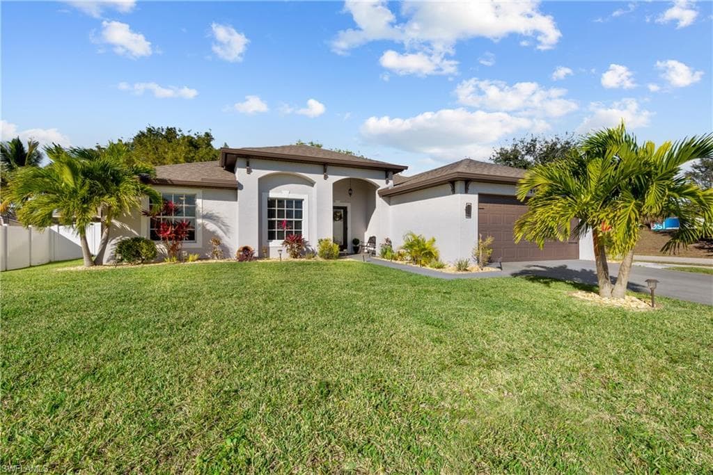 2550 SW 1st AVE CAPE CORAL, FL 33914