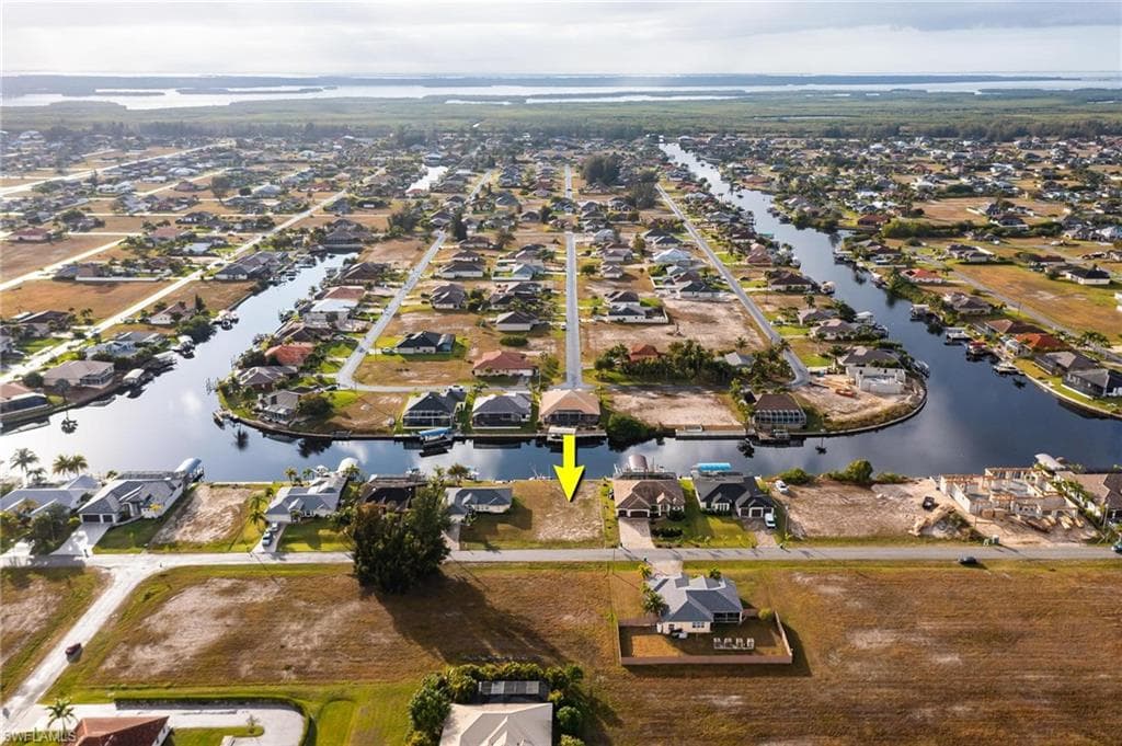 236 NW 32nd PL CAPE CORAL, FL 33993