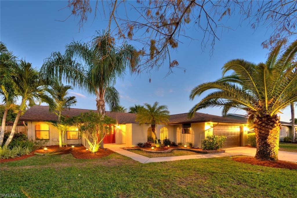 3323 SW 1st AVE CAPE CORAL, FL 33914