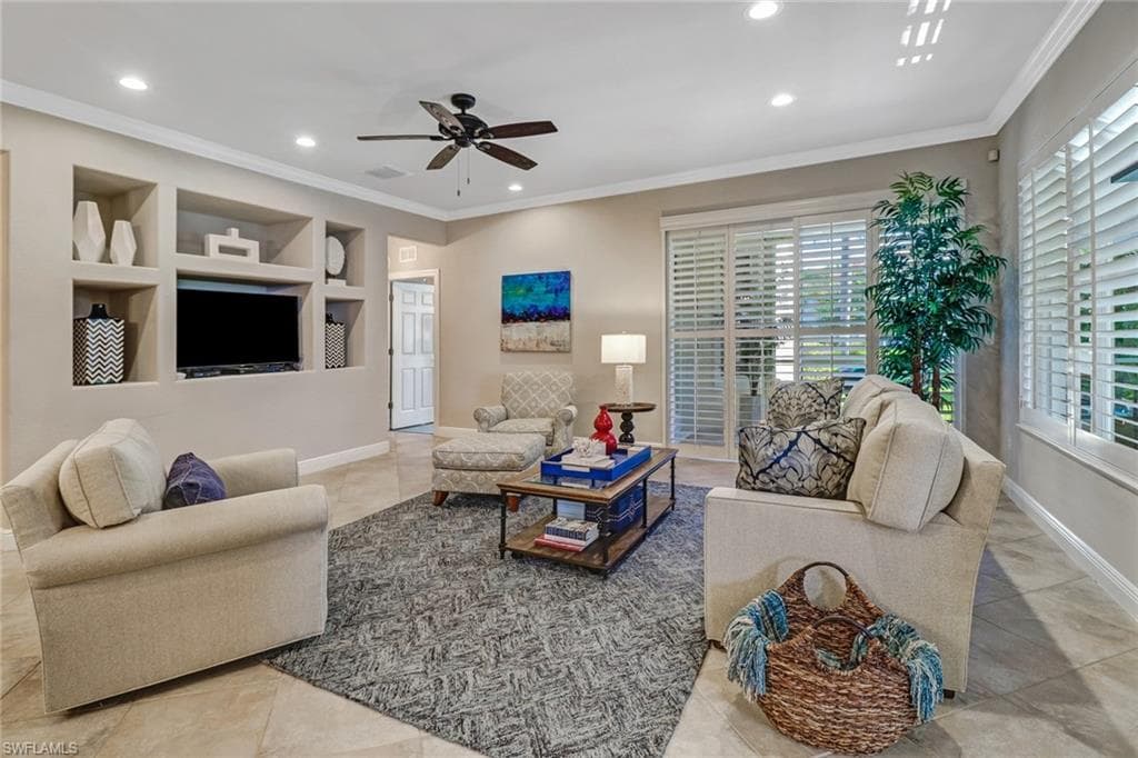 28644 San Lucas LN 102 BONITA SPRINGS, FL 34135