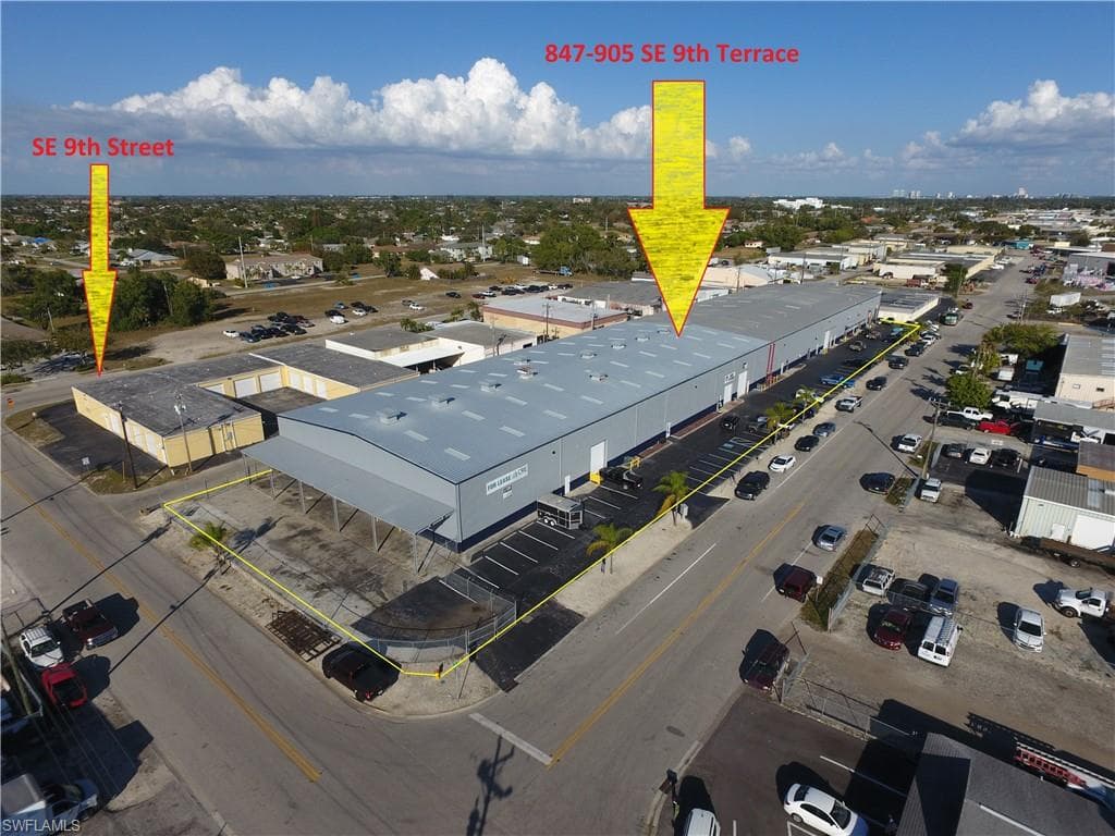 847 SE 9th TER B CAPE CORAL, FL 33990