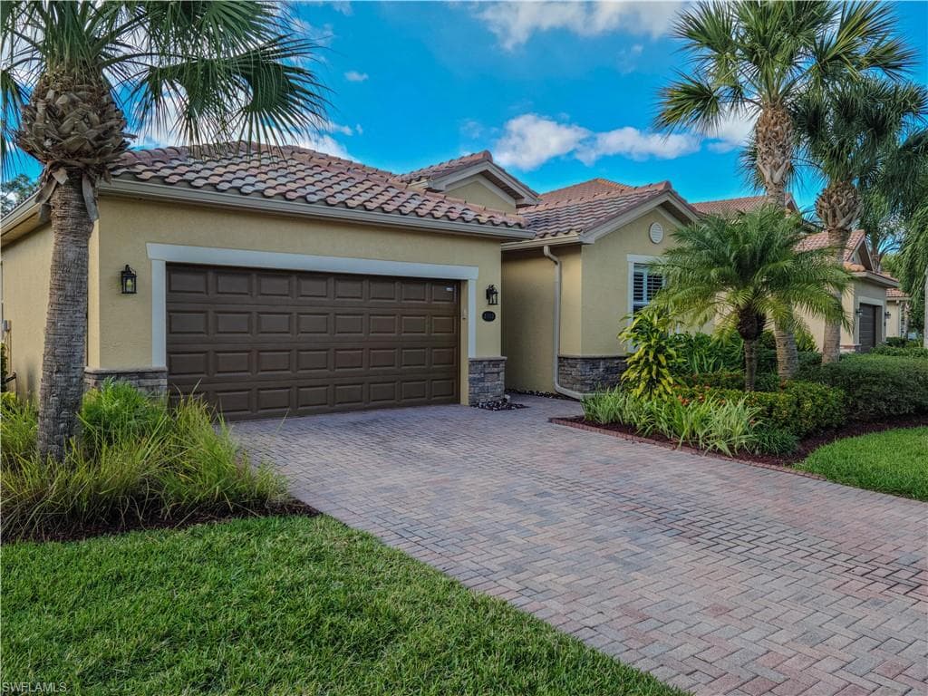 21712 Belvedere LN ESTERO, FL 33928
