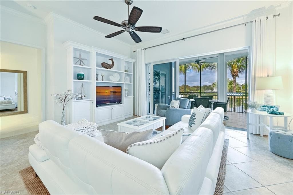 9235 Tesoro LN 4-202 NAPLES, FL 34114