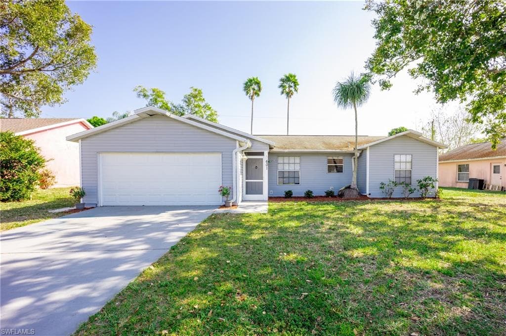 601 SW 11th PL CAPE CORAL, FL 33991