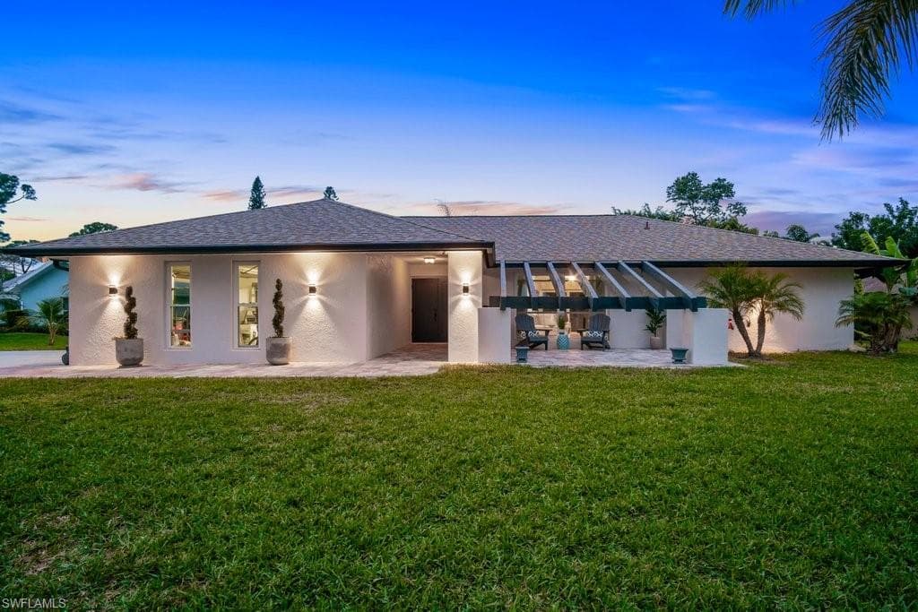 125 Westwood DR NAPLES, FL 34110
