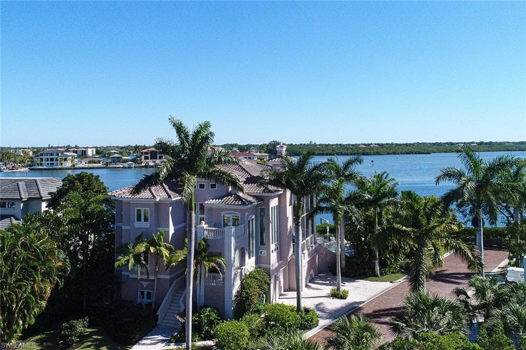 222 MALIBU CV BONITA SPRINGS, FL 34134