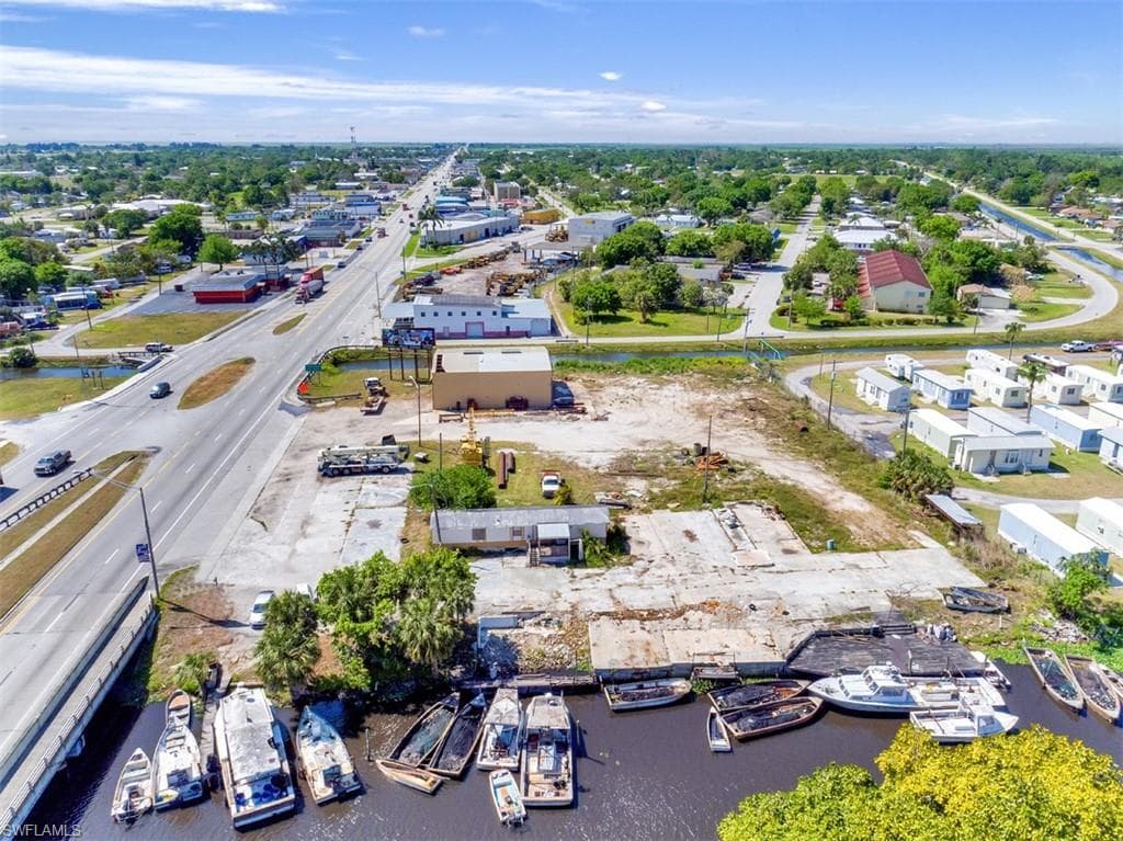 951 E Sugarland HWY CLEWISTON, FL 33440