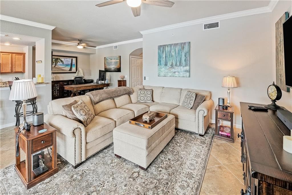 9727 Acqua CT 423 NAPLES, FL 34113