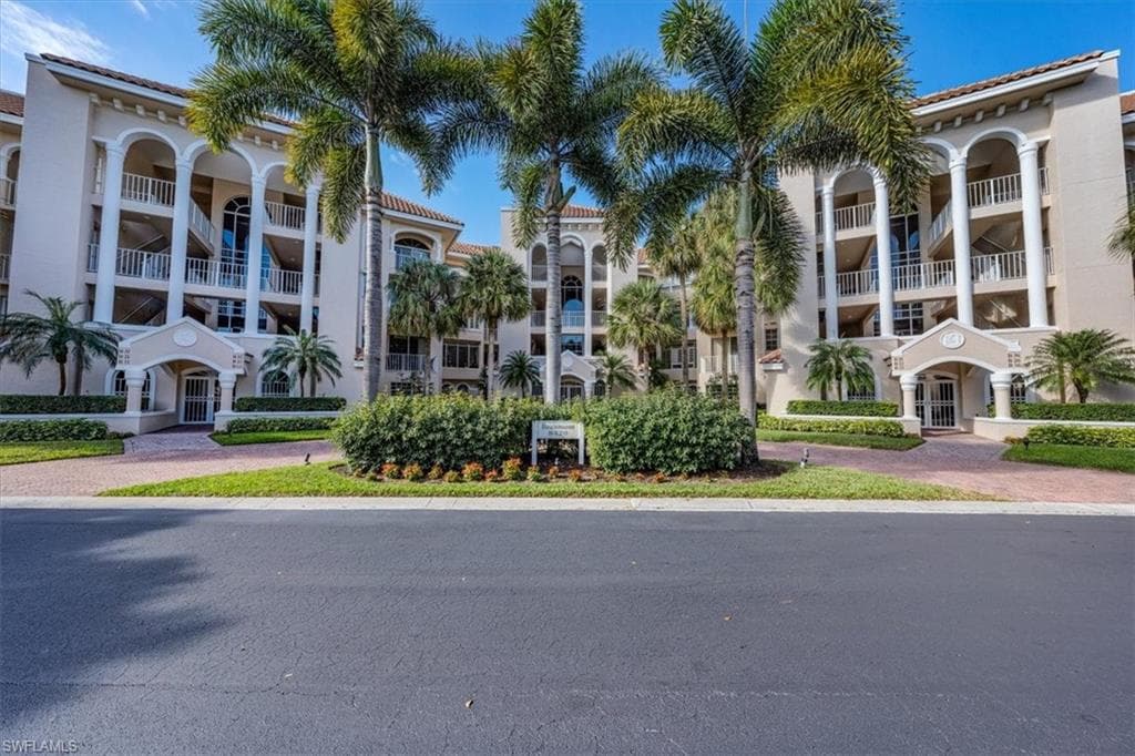 8420 Abbington CIR B36 NAPLES, FL 34108
