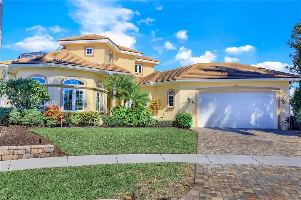 95 Anchor CT MARCO ISLAND, FL 34145