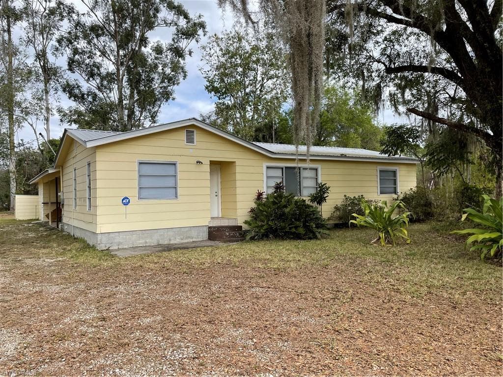 984 Nobles RD LABELLE, FL 33935
