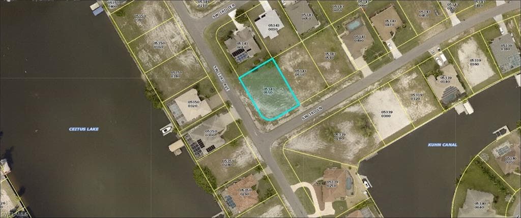 3325 SW 3rd LN CAPE CORAL, FL 33991