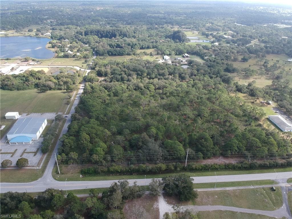 Crestwood RD ENGLEWOOD, FL 34223