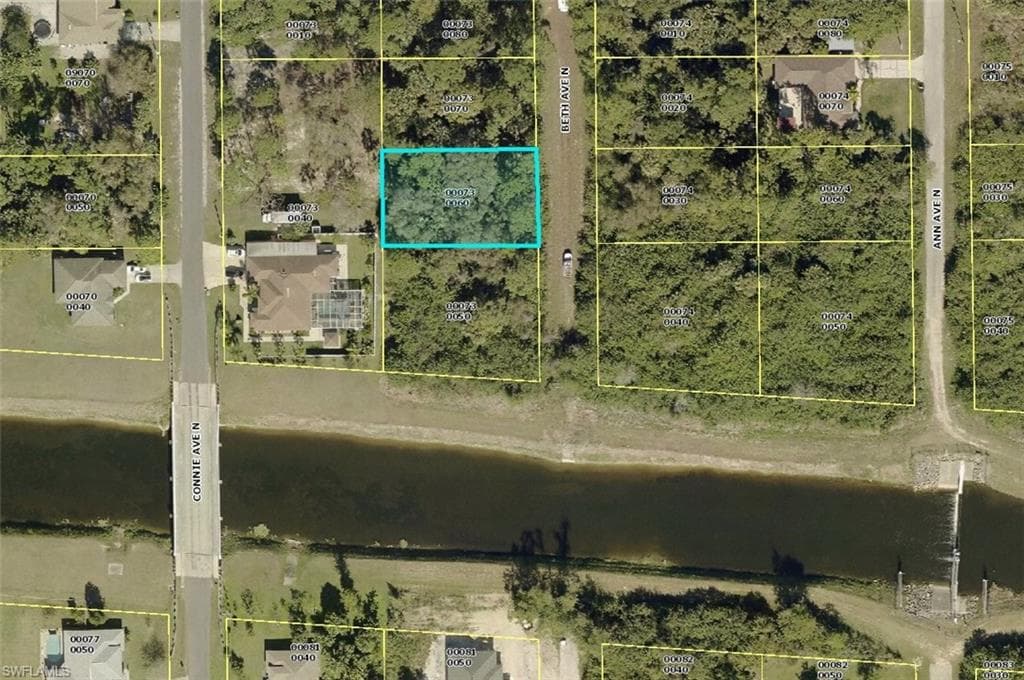 1303 Beth AVE N LEHIGH ACRES, FL 33971