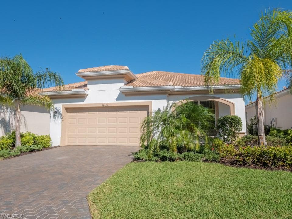 10482 Prato DR FORT MYERS, FL 33913
