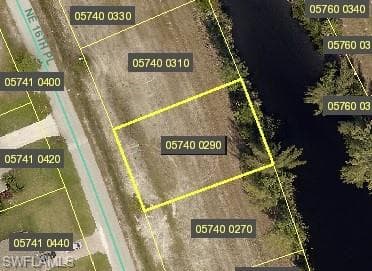 3761 NE 16th PL CAPE CORAL, FL 33909