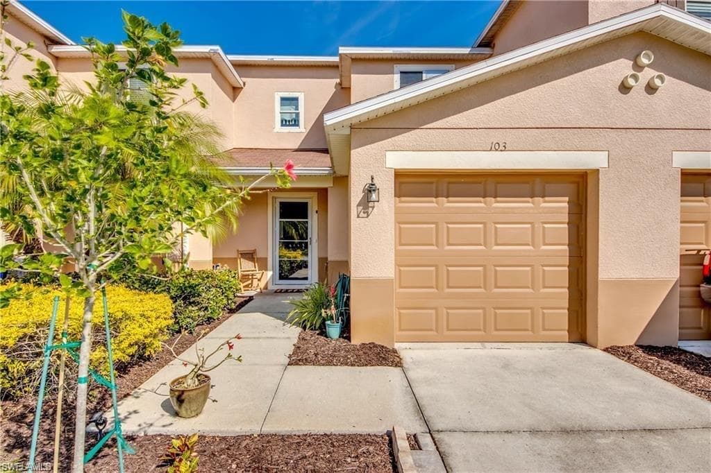 6361 Brant Bay BLVD 103 NORTH FORT MYERS, FL 33917
