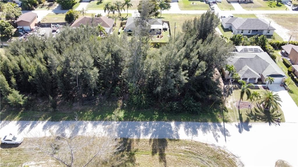 1812 SW Embers LN CAPE CORAL, FL 33991
