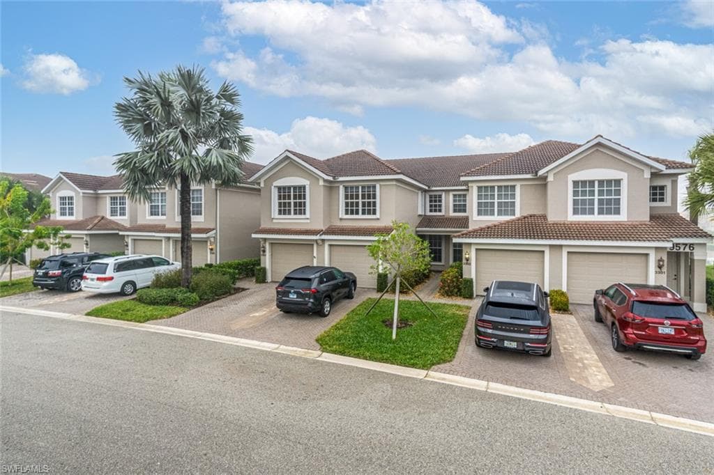 9576 Hemingway LN 3304 FORT MYERS, FL 33913
