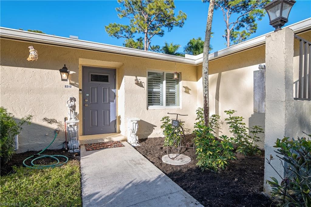 62 Glades BLVD 2 NAPLES, FL 34112