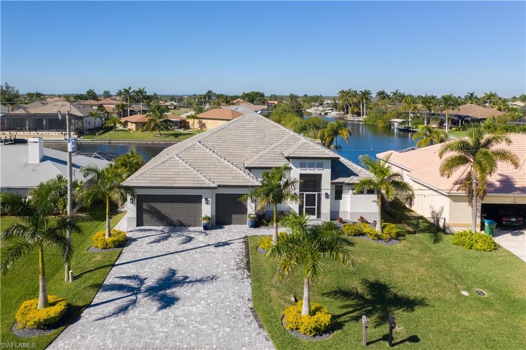3406 SW 27th PL CAPE CORAL, FL 33914
