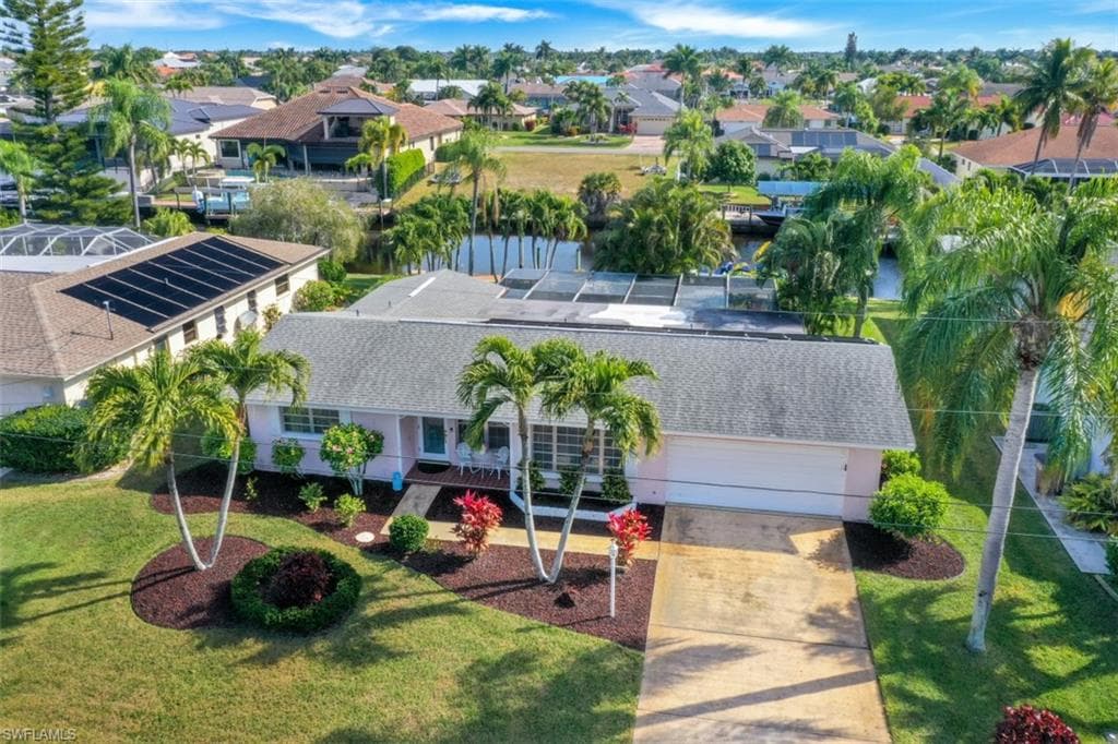 4933 SW 11th CT CAPE CORAL, FL 33914