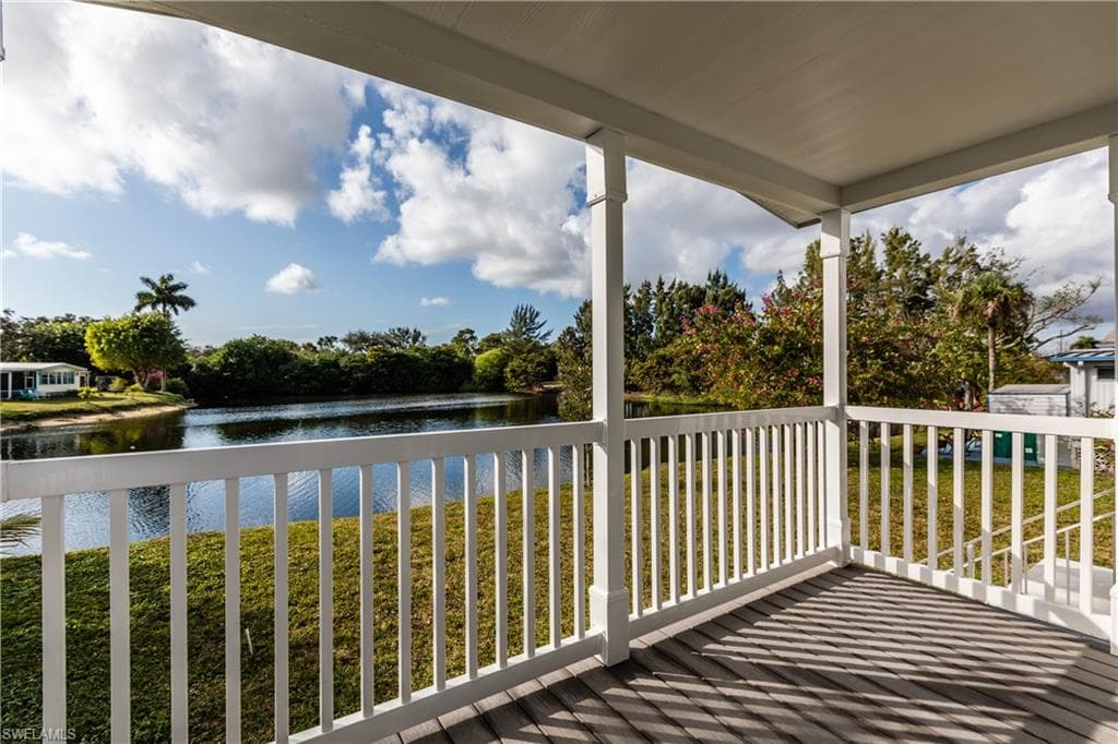 117 Cape Sable DR NAPLES, FL 34104