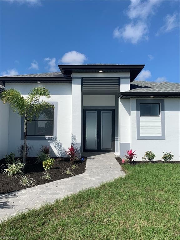 906 NE 13th PL CAPE CORAL, FL 33909