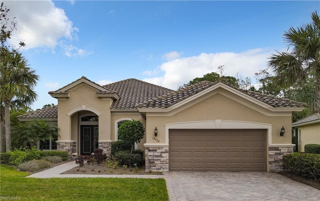 12722 Gladstone WAY FORT MYERS, FL 33913