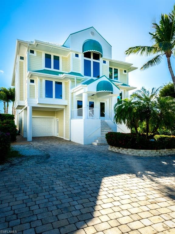 435 Bella Vista WAY E SANIBEL, FL 33957