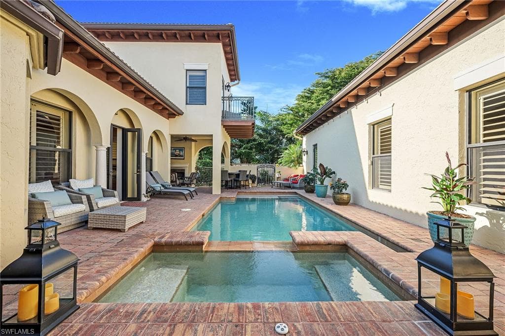 8931 River Palm CT FORT MYERS, FL 33919
