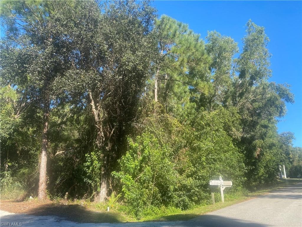 5516 Birdsong LN BOKEELIA, FL 33922