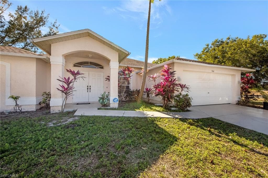 504 NE 31st TER CAPE CORAL, FL 33909