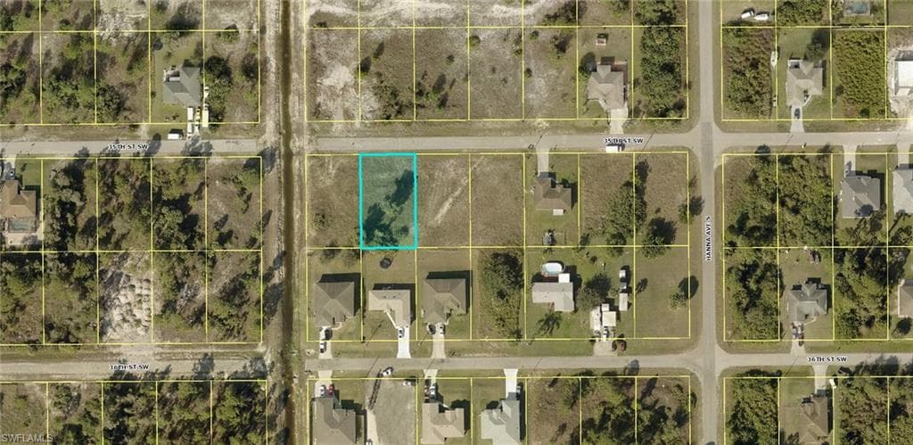 2911 35th ST SW LEHIGH ACRES, FL 33976