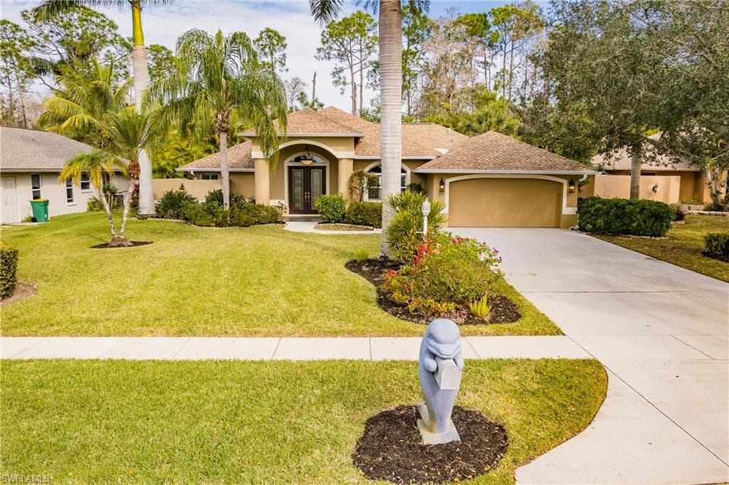 117 Heritage WAY NAPLES, FL 34110