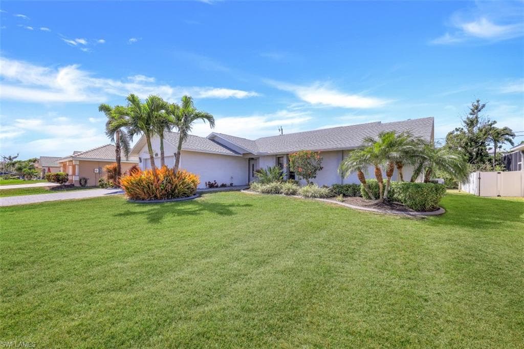 5404 SW 25th PL CAPE CORAL, FL 33914