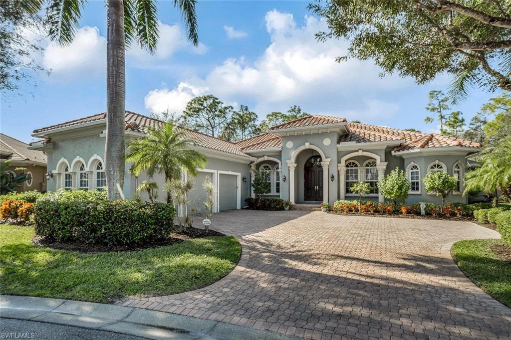 2939 Mona Lisa BLVD NAPLES, FL 34119
