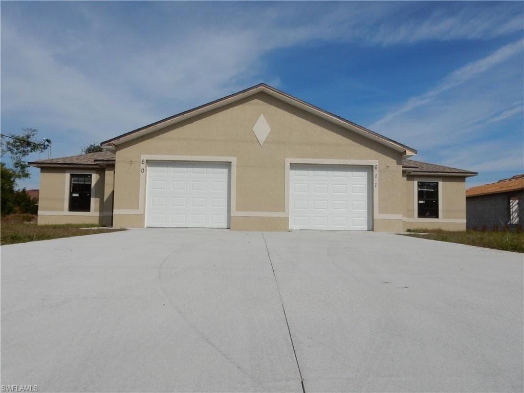 533 SE 6th PL CAPE CORAL, FL 33990