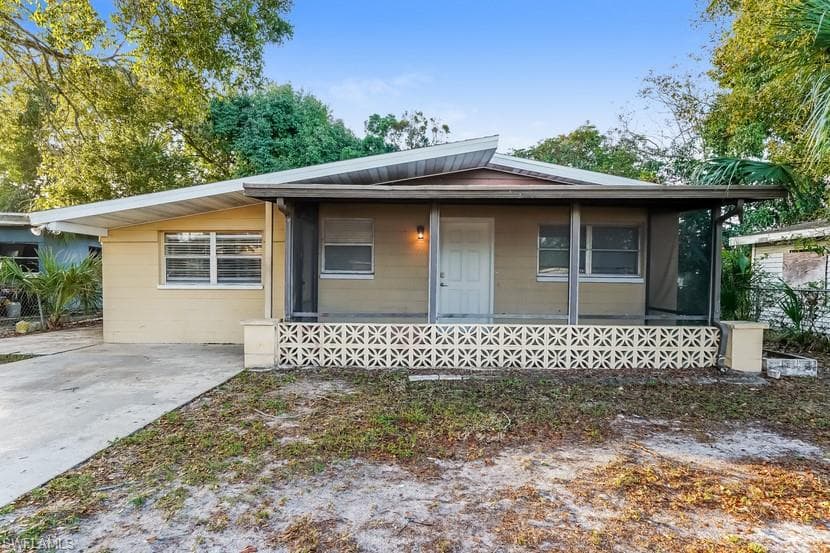 2914 Lafayette ST FORT MYERS, FL 33916
