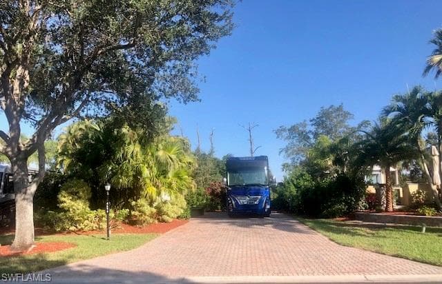 4694 Southern Breeze DR NAPLES, FL 34114
