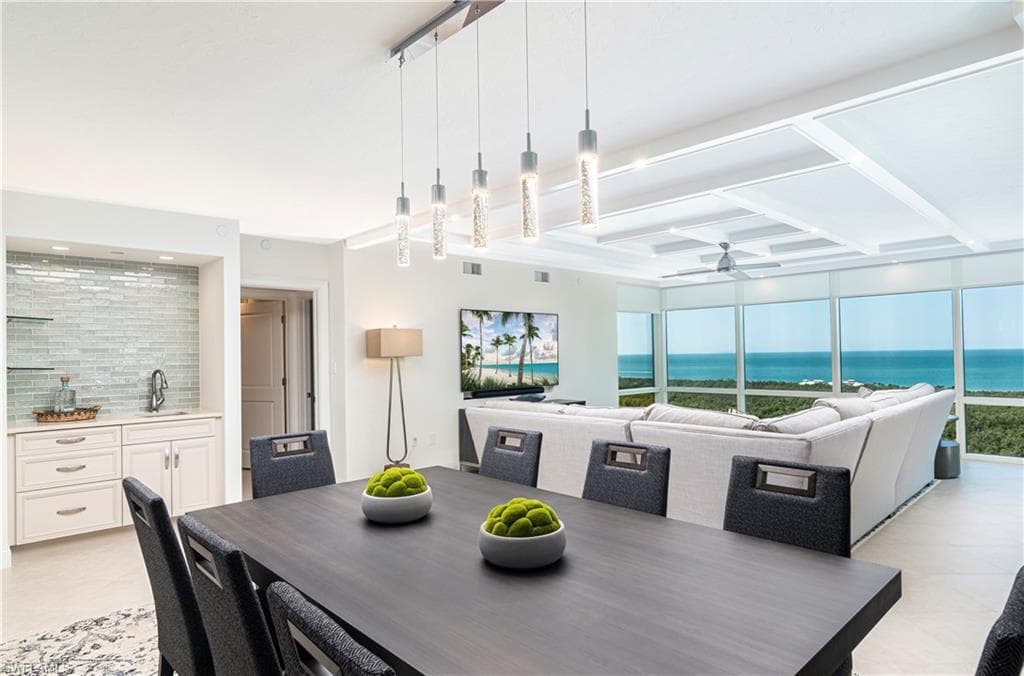 7515 Pelican Bay BLVD 17D NAPLES, FL 34108