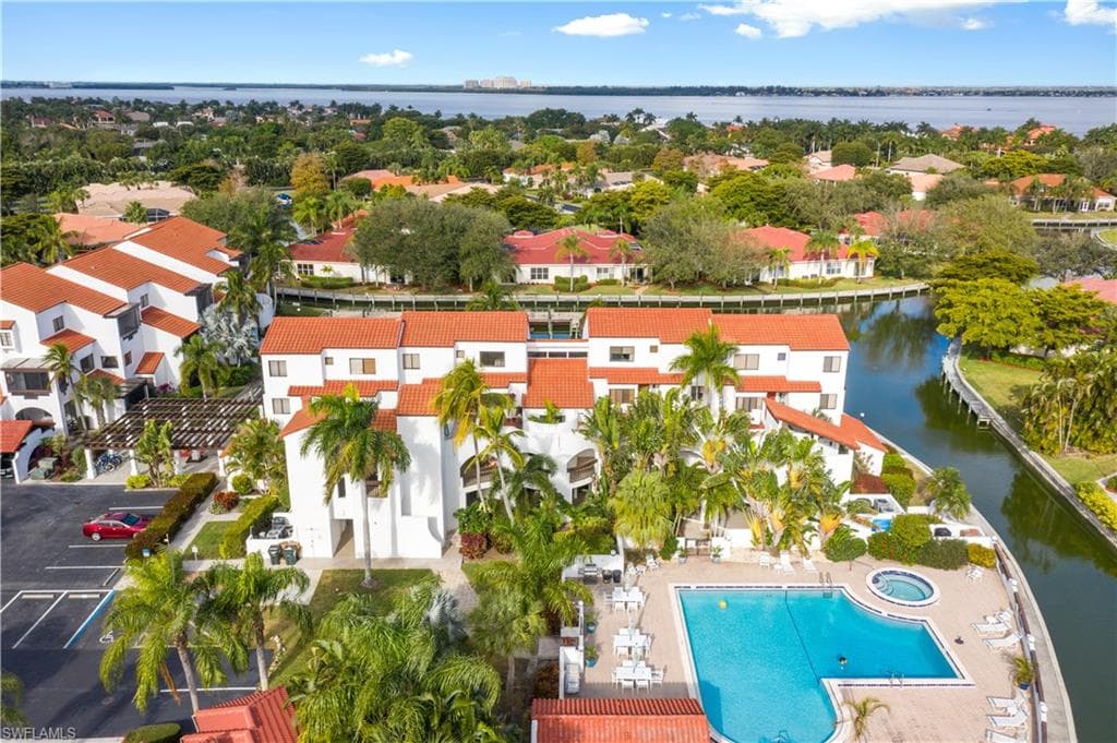 15110 Ports Of Iona DR 202 FORT MYERS, FL 33908