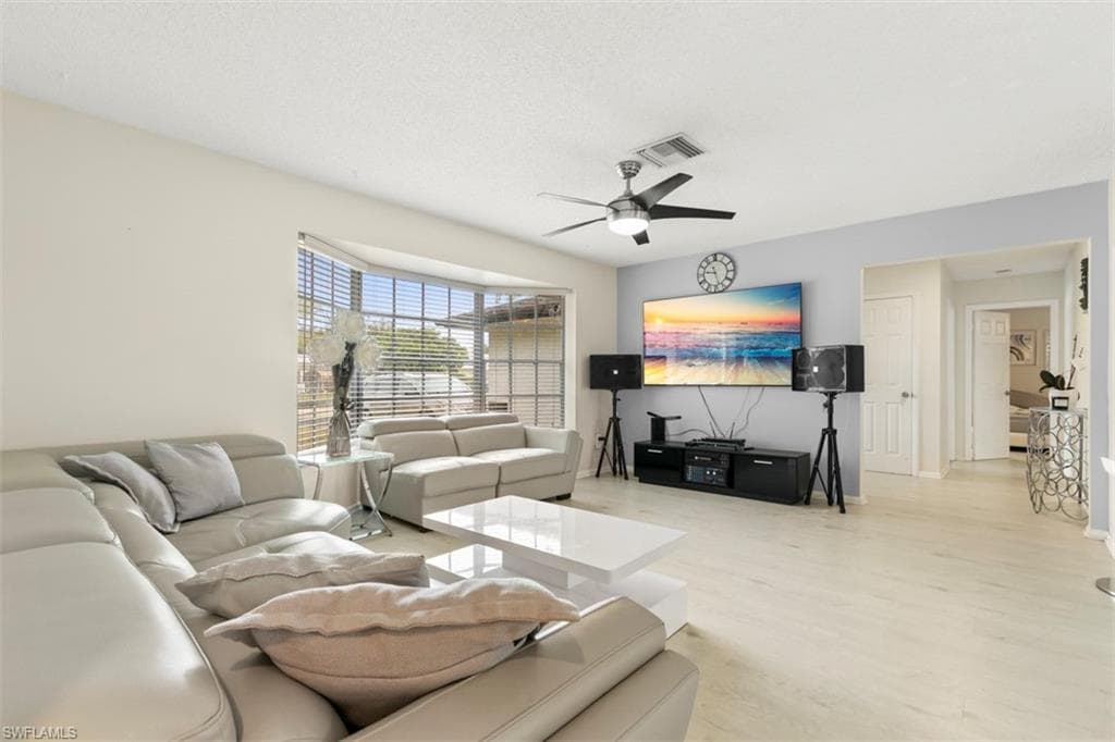 2294 Poinciana ST NAPLES, FL 34105