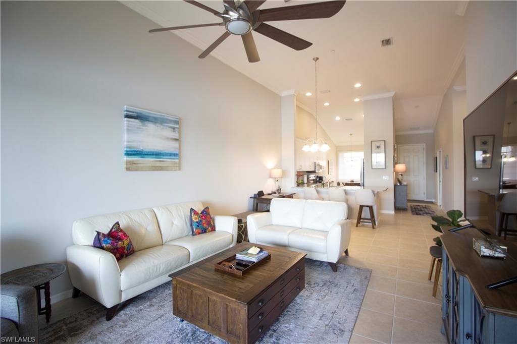 9377 Pocida CT 203 NAPLES, FL 34119