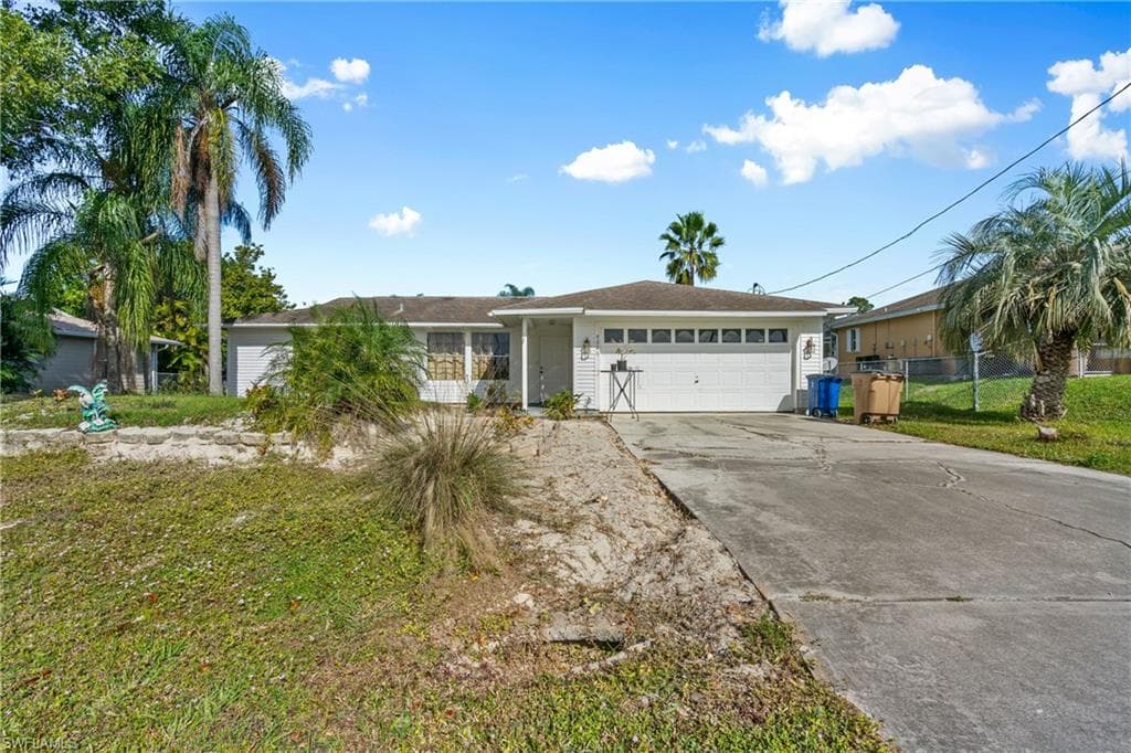 4006 14th ST W LEHIGH ACRES, FL 33971